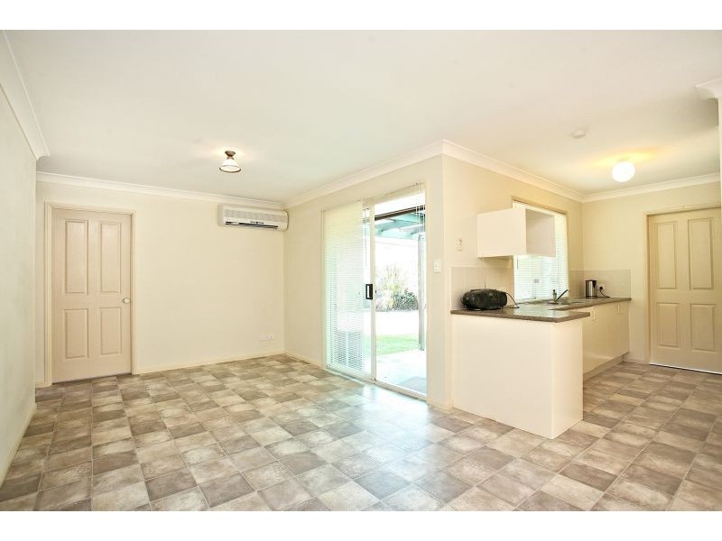 42 Perch Circuit, Sandstone Point QLD 4511