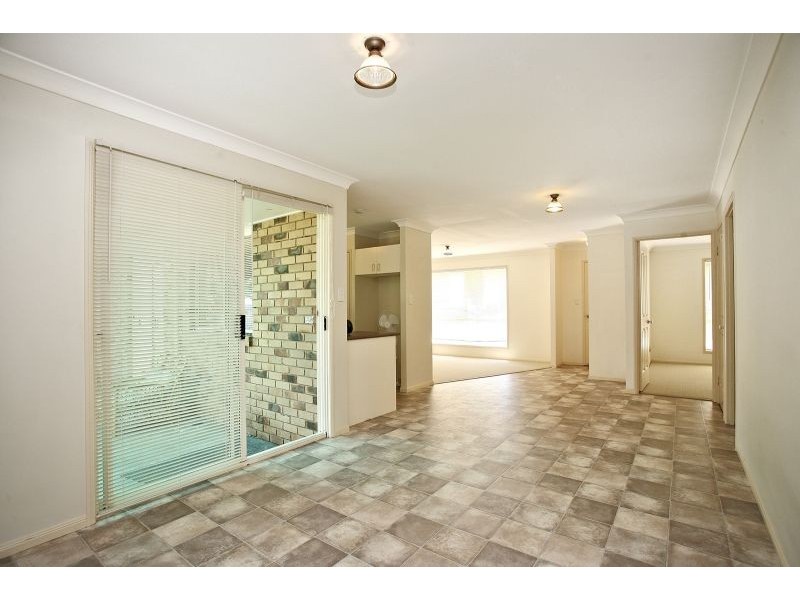 42 Perch Circuit, Sandstone Point QLD 4511
