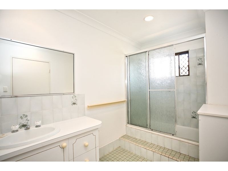 3/15 Palm Avenue, Bongaree QLD 4507