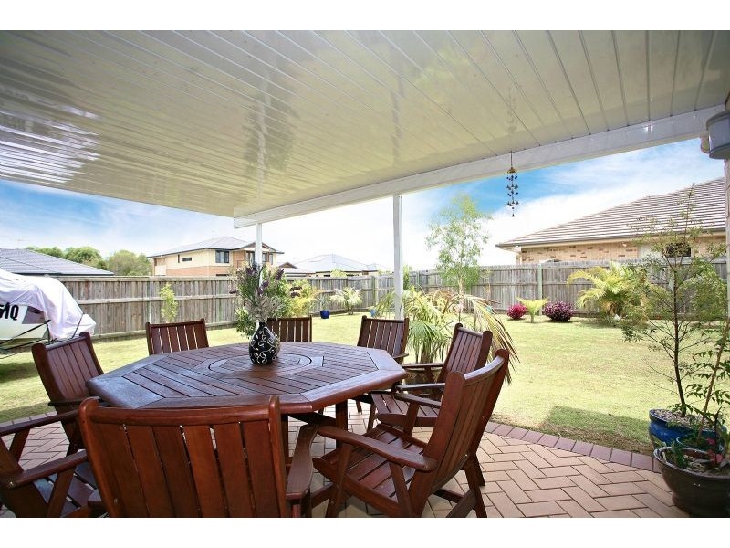 23 Sandheath Place, Ningi QLD 4511
