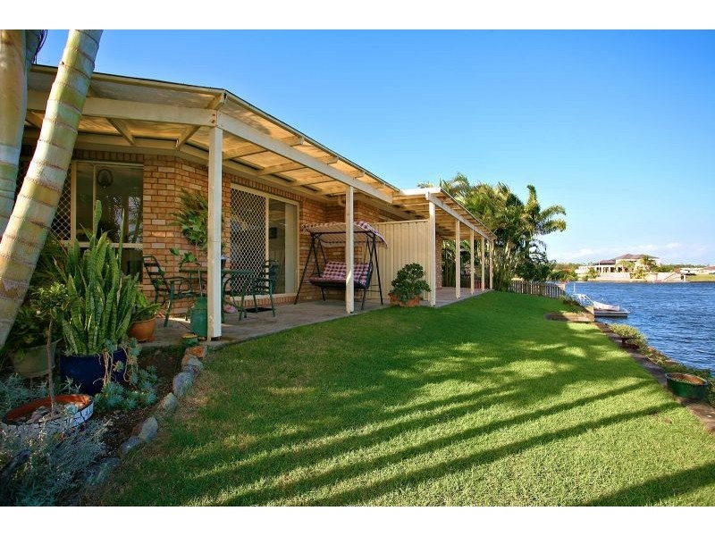 34 Hoya Crescent, Bongaree QLD 4507