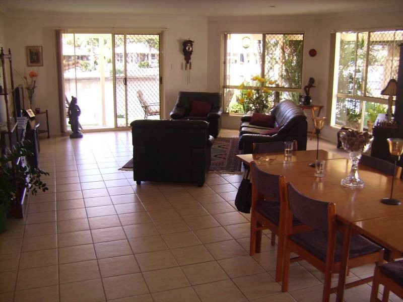 34 Hoya Crescent, Bongaree QLD 4507