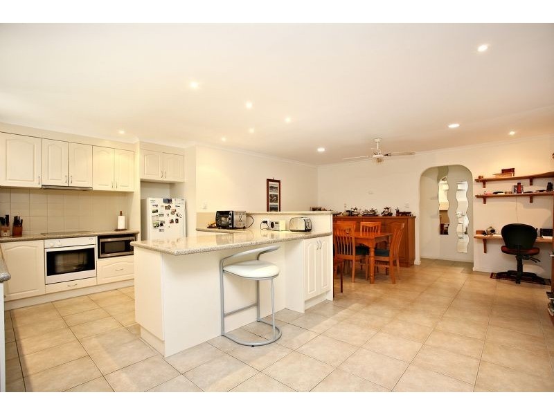 6 Sixth Avenue, Woorim QLD 4507