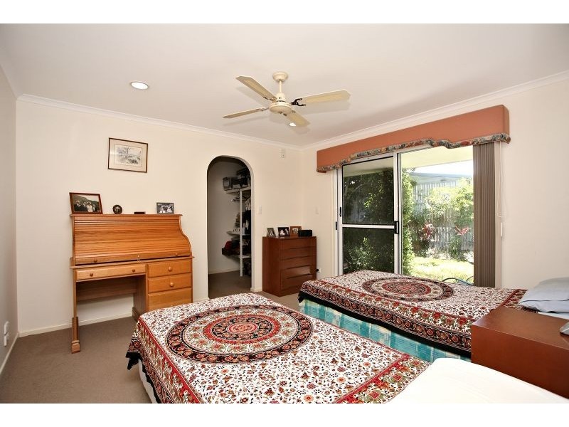 6 Sixth Avenue, Woorim QLD 4507