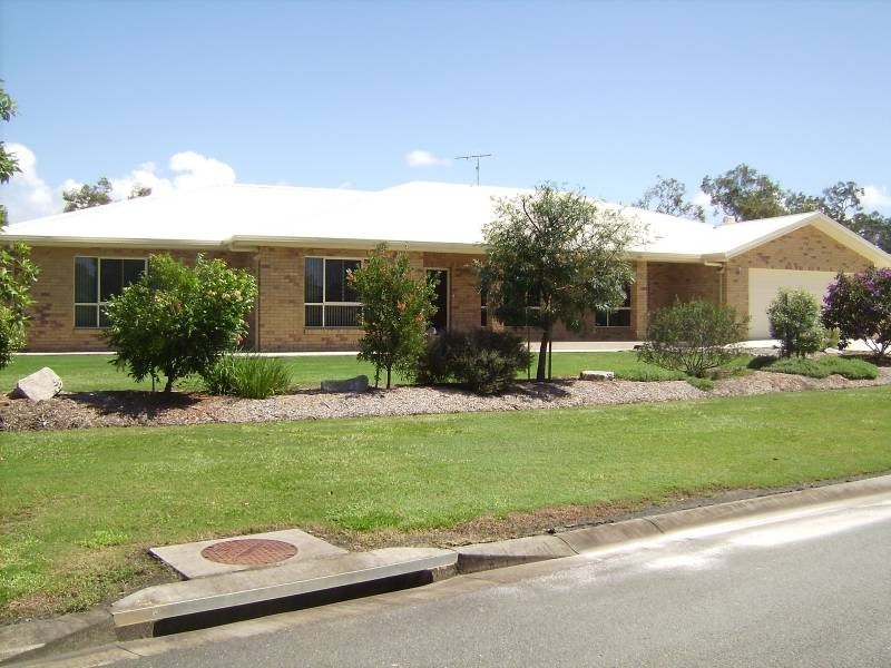 1-5 Barr Place, Ningi QLD 4511