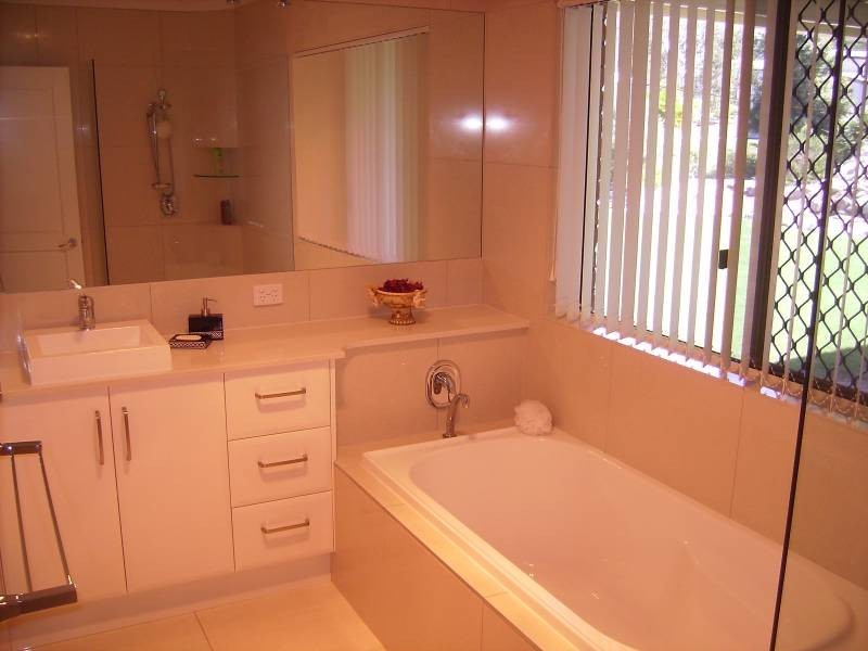 1-5 Barr Place, Ningi QLD 4511