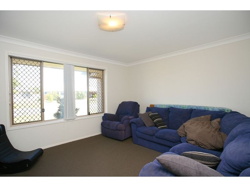 6 Treefrog Place, Ningi QLD 4511