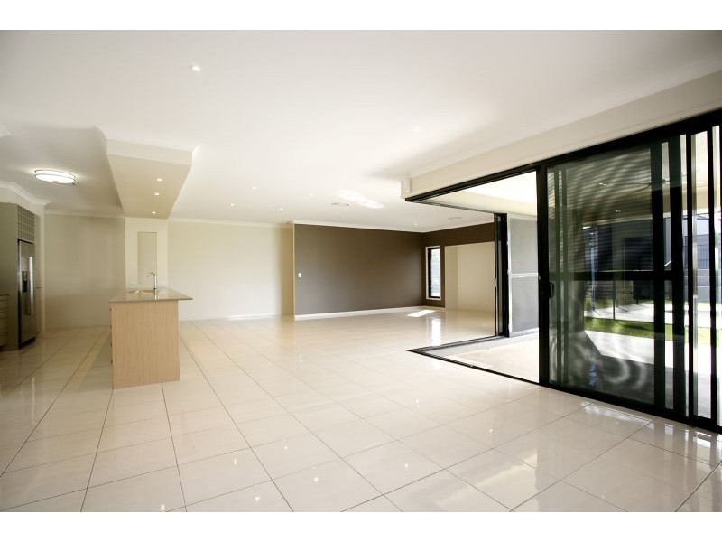 49 Cocos Drive, Ningi QLD 4511