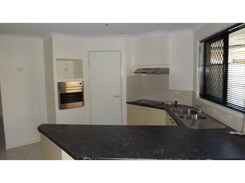 Sandstone Point QLD 4511