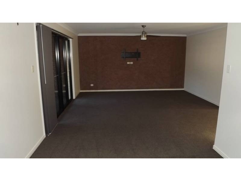 Sandstone Point QLD 4511