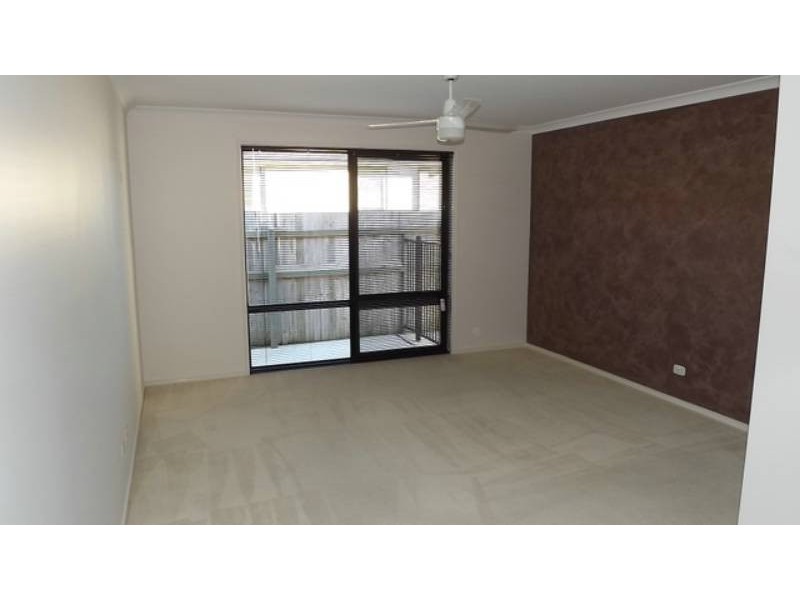 Sandstone Point QLD 4511