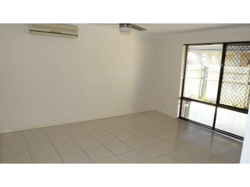 Sandstone Point QLD 4511