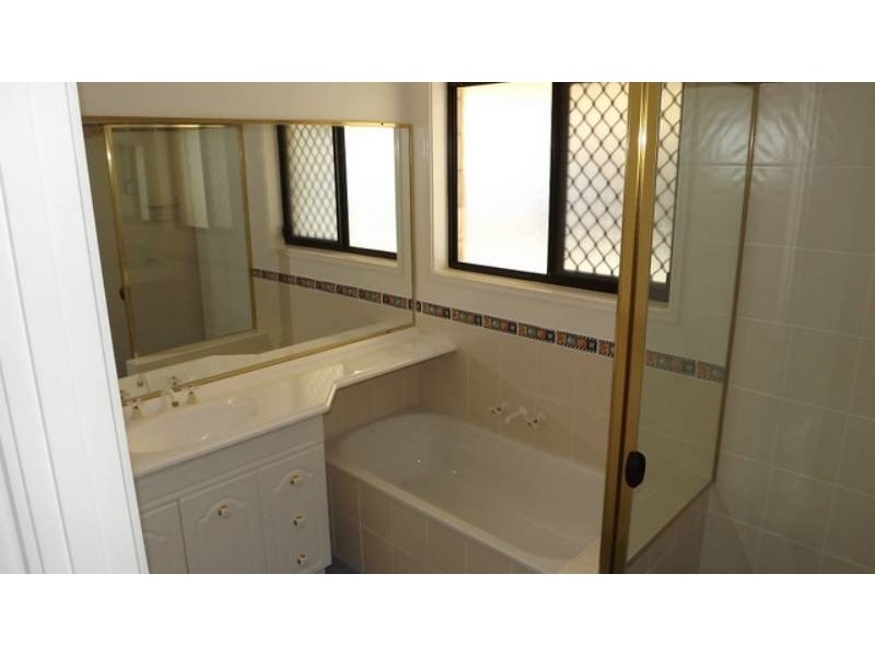 Sandstone Point QLD 4511