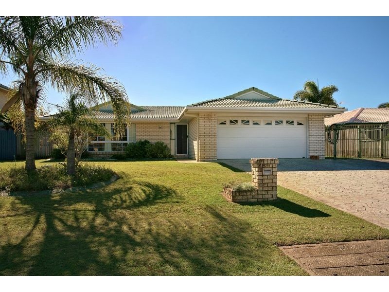 39 Cosmos Avenue, Banksia Beach QLD 4507
