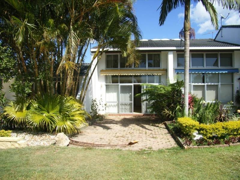 Sandstone Point QLD 4511