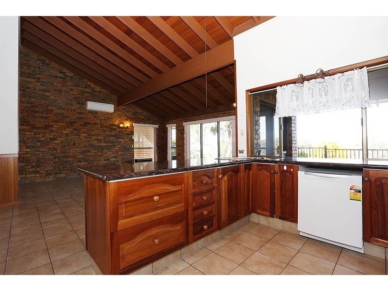 Sandstone Point QLD 4511