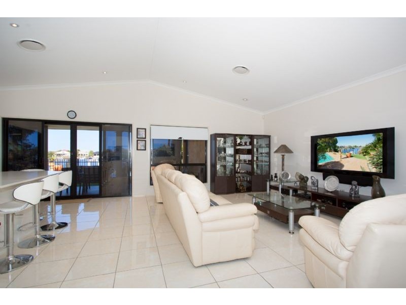 174 Endeavour Drive, Banksia Beach QLD 4507