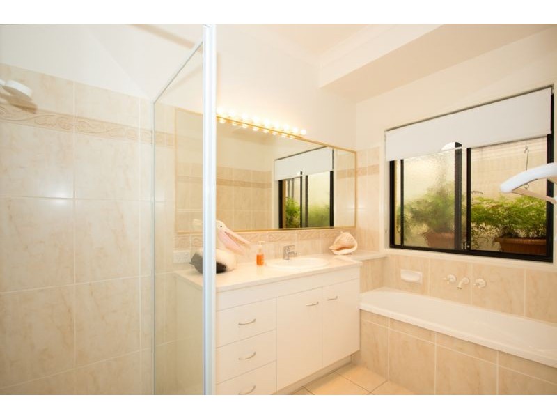 174 Endeavour Drive, Banksia Beach QLD 4507