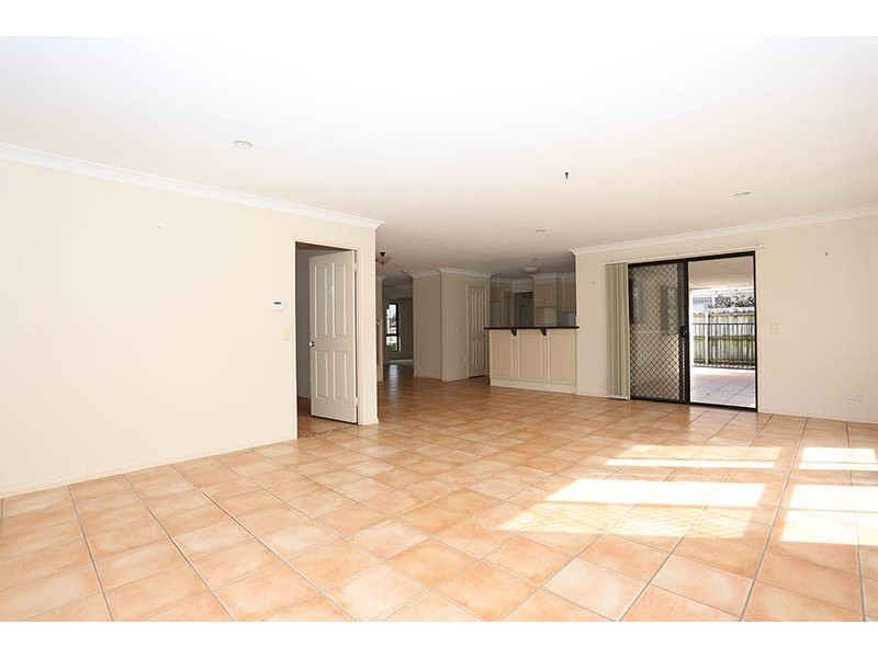32 Voyagers Drive, Banksia Beach QLD 4507
