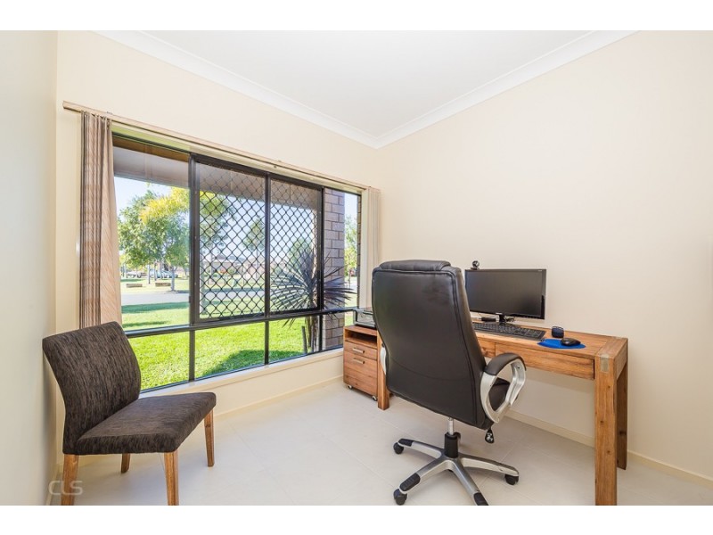 10 Cremorne Court, Sandstone Point QLD 4511