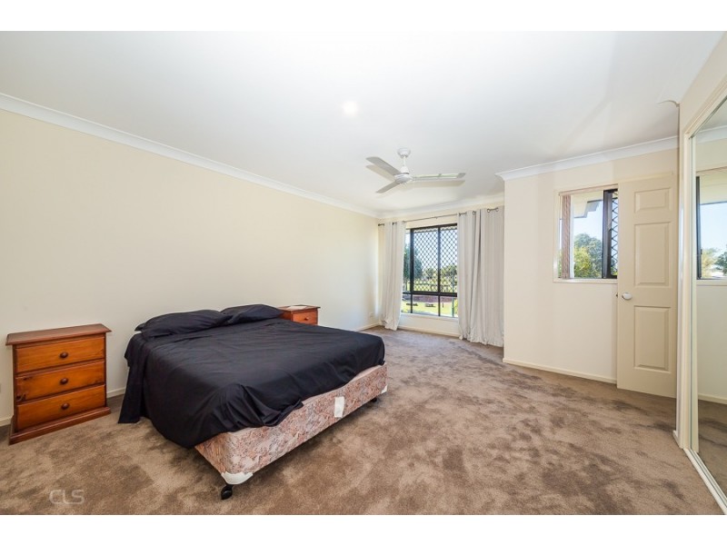 10 Cremorne Court, Sandstone Point QLD 4511