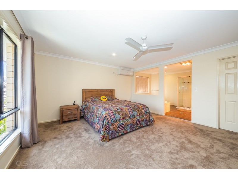 10 Cremorne Court, Sandstone Point QLD 4511