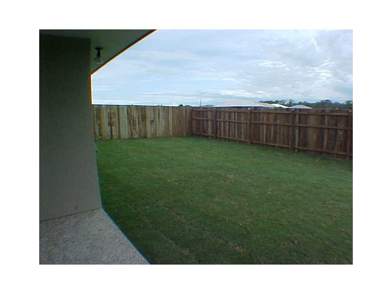 Sandstone Point QLD 4511