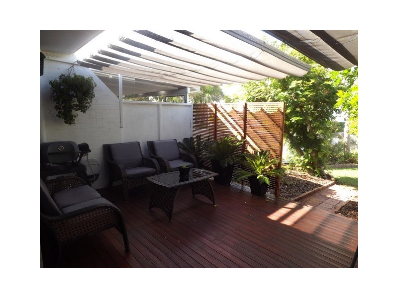 Sandstone Point QLD 4511