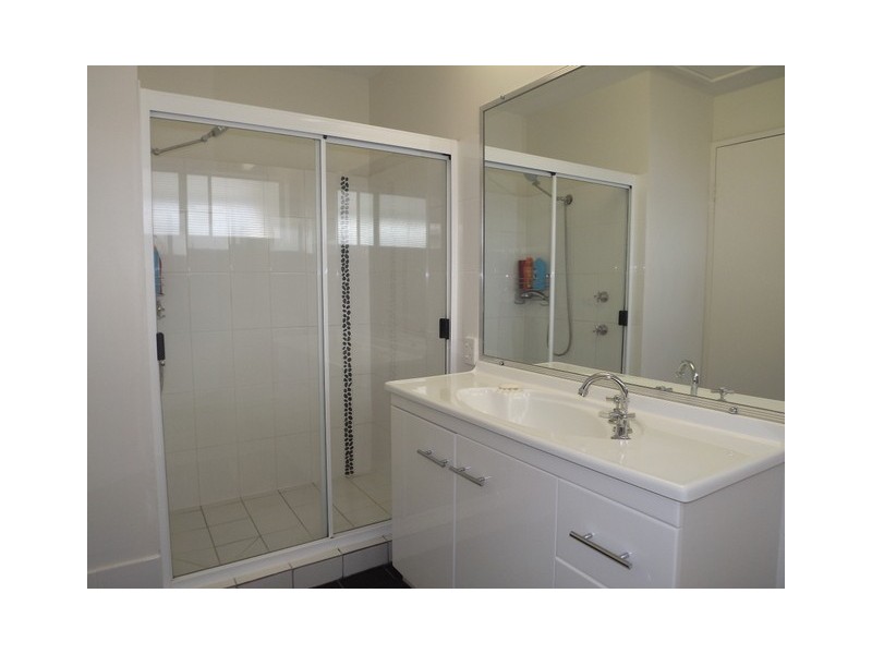 Sandstone Point QLD 4511