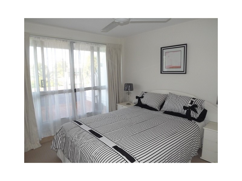 Sandstone Point QLD 4511