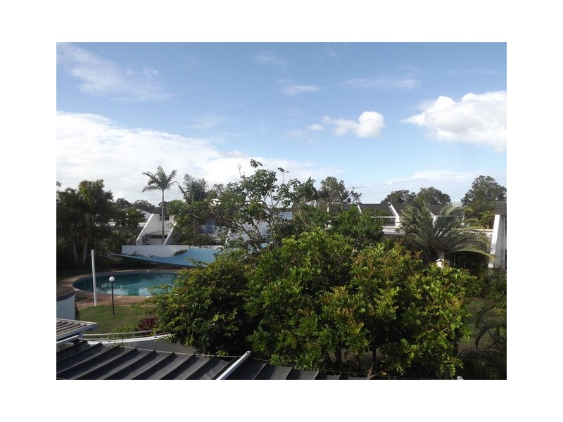 Sandstone Point QLD 4511