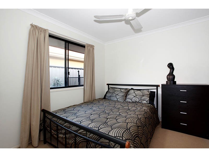 100 Voyagers Drive, Banksia Beach QLD 4507