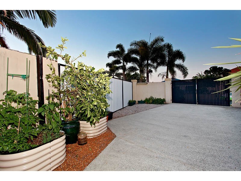 100 Voyagers Drive, Banksia Beach QLD 4507