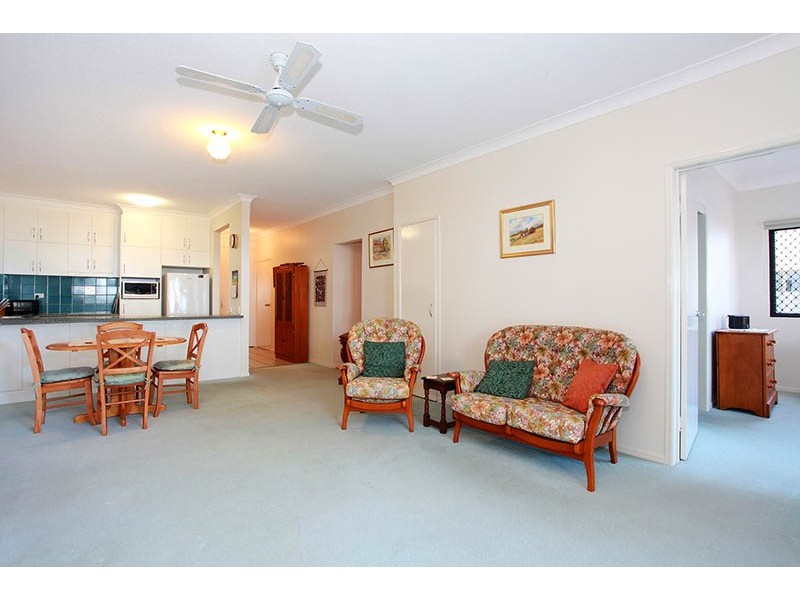 1 / 27 South Esplanade, Bongaree QLD 4507