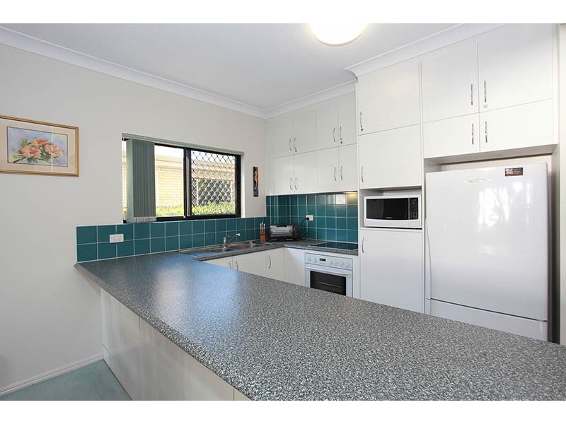 1 / 27 South Esplanade, Bongaree QLD 4507