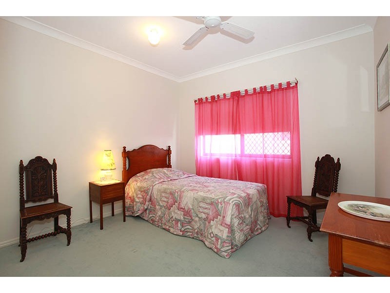 1 / 27 South Esplanade, Bongaree QLD 4507