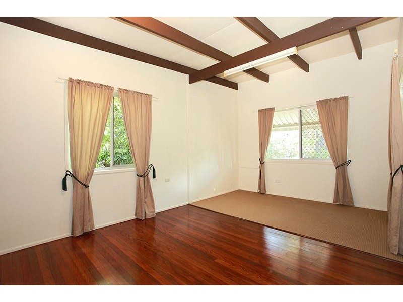 39 The Boulevard, Bongaree QLD 4507