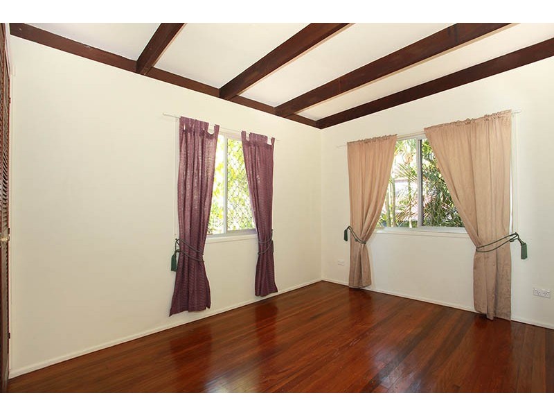 39 The Boulevard, Bongaree QLD 4507