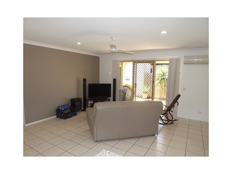 39 Eimeo Place, Sandstone Point QLD 4511