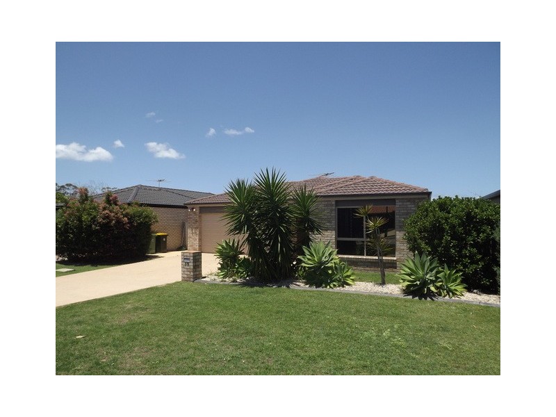 39 Eimeo Place, Sandstone Point QLD 4511