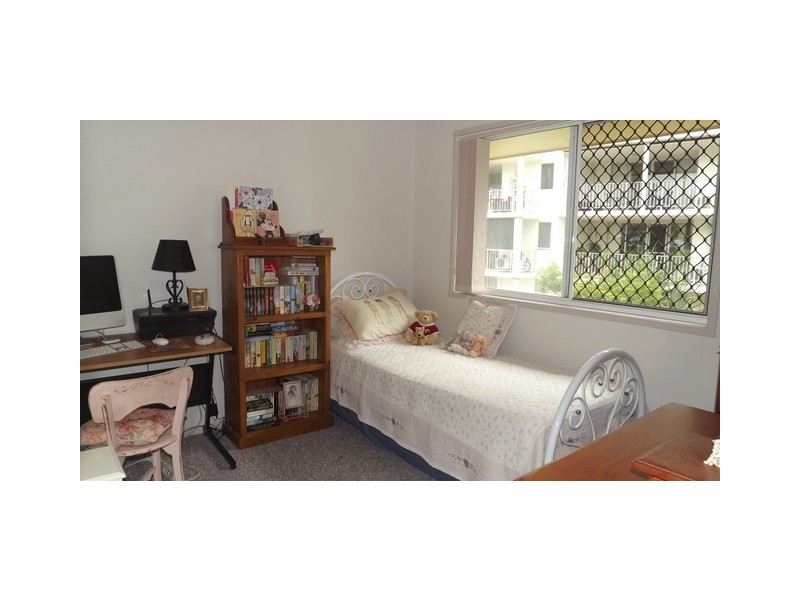 2/115 Welsby Parade, Bongaree QLD 4507
