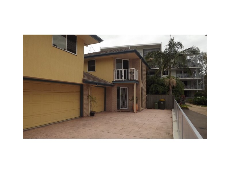 2/115 Welsby Parade, Bongaree QLD 4507