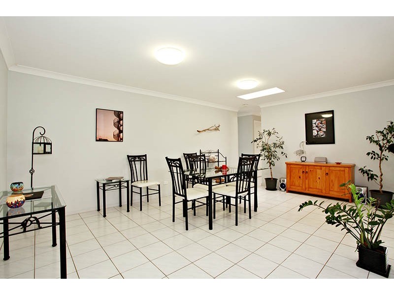 7 Eltham Place, Sandstone Point QLD 4511