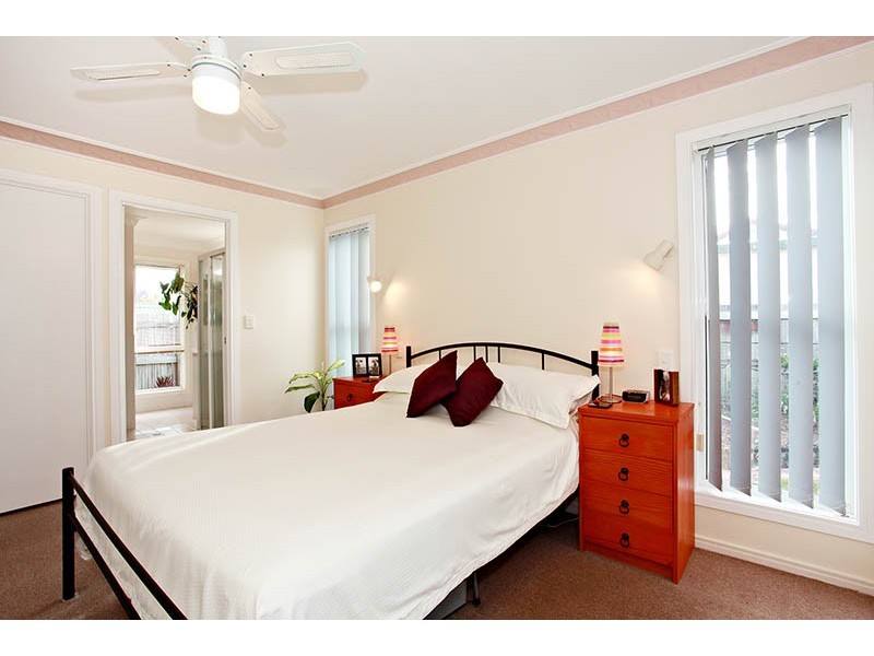 7 Eltham Place, Sandstone Point QLD 4511