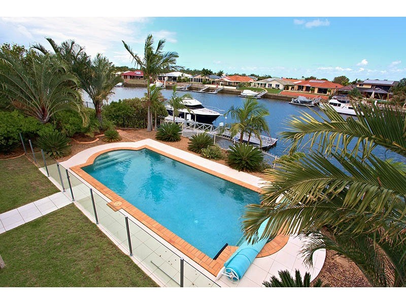 2 Skysail Court, Banksia Beach QLD 4507