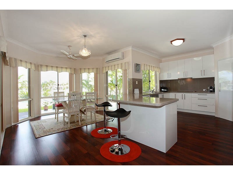 2 Skysail Court, Banksia Beach QLD 4507