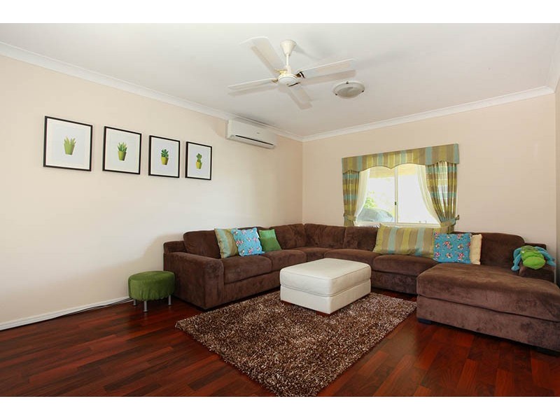 2 Skysail Court, Banksia Beach QLD 4507