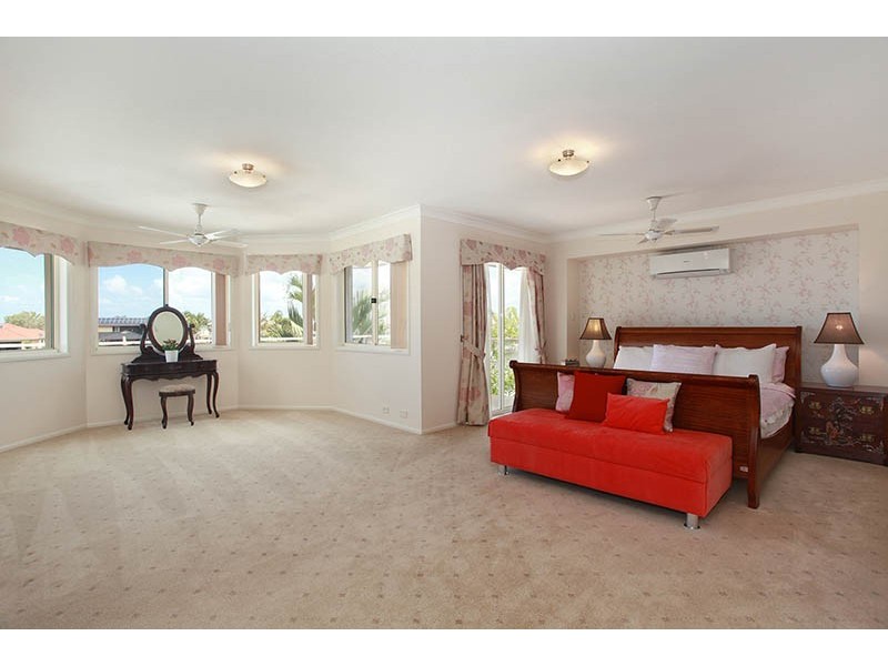 2 Skysail Court, Banksia Beach QLD 4507