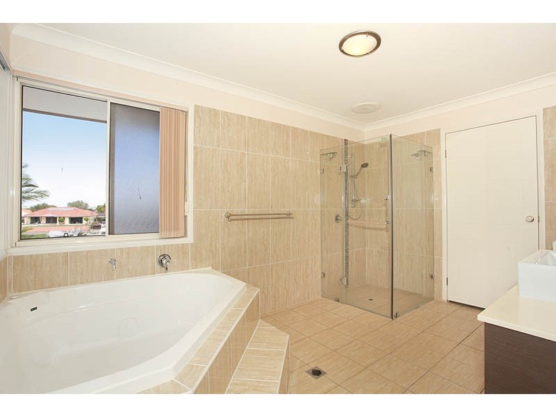 2 Skysail Court, Banksia Beach QLD 4507