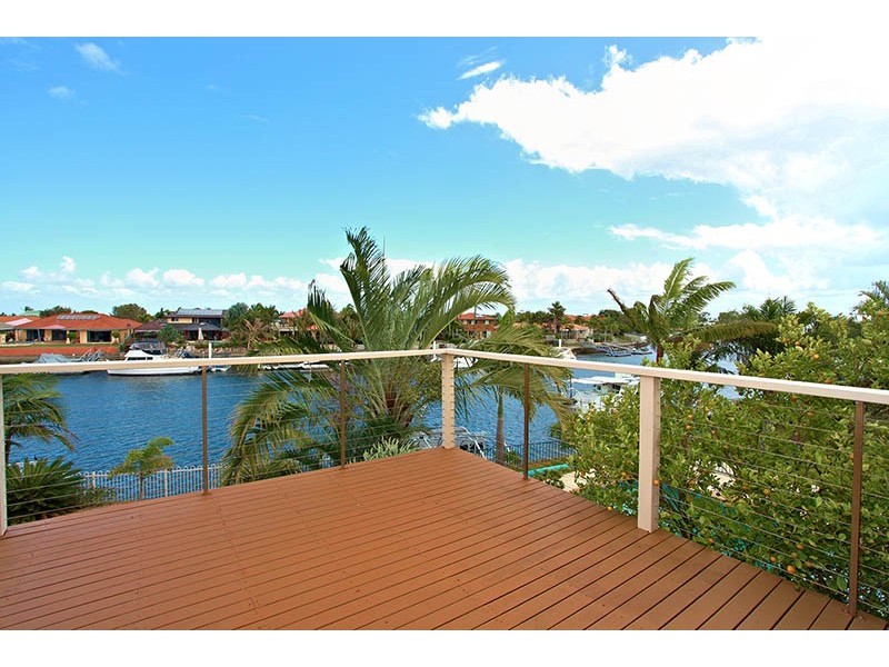 2 Skysail Court, Banksia Beach QLD 4507